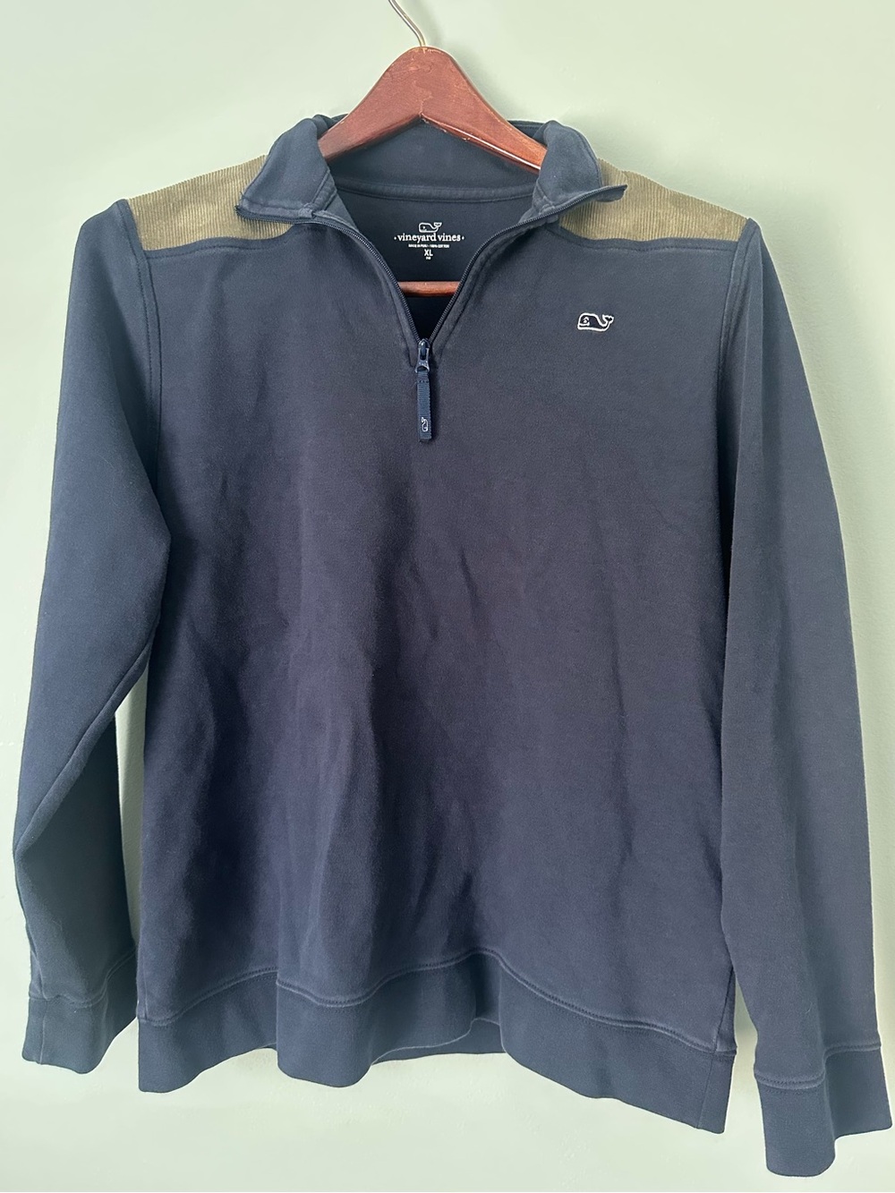 Vineyard Vines Youth XL Quarter Zip in Navy With Tan Corduroy Shoulders, XL
